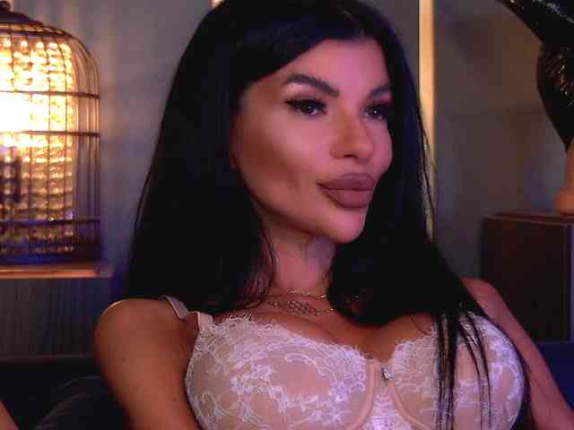 EleniaDevons webcam