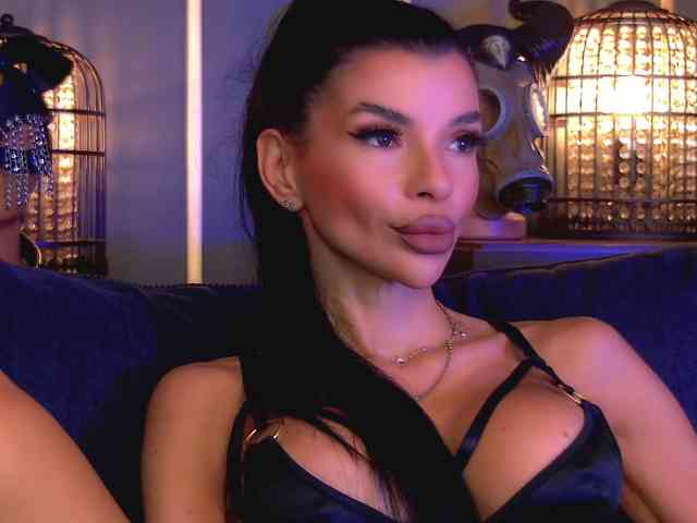 EleniaDevons