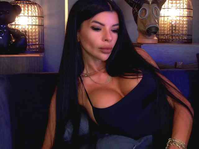 EleniaDevons