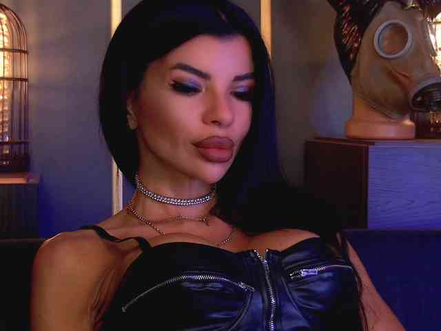 EleniaDevons webcam
