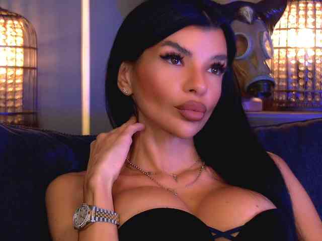 EleniaDevons