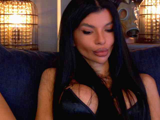 EleniaDevons