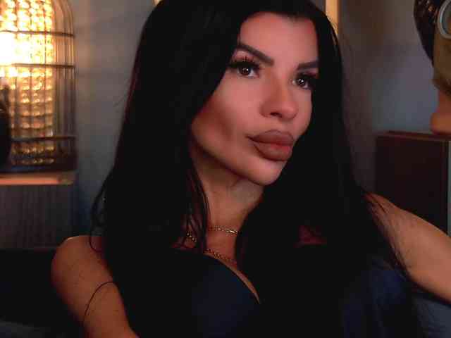 EleniaDevons