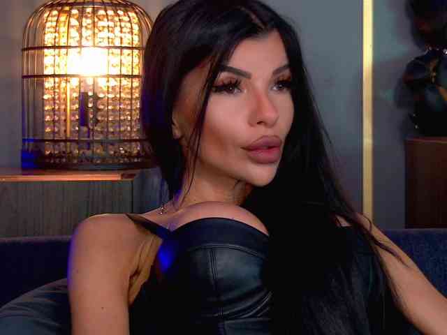 EleniaDevons