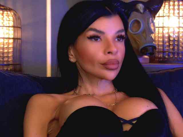 EleniaDevons