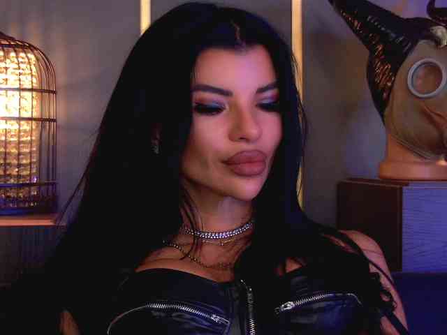 EleniaDevons