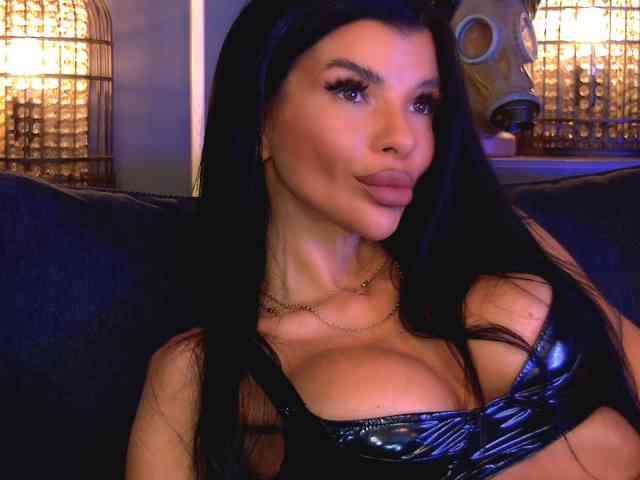 EleniaDevons