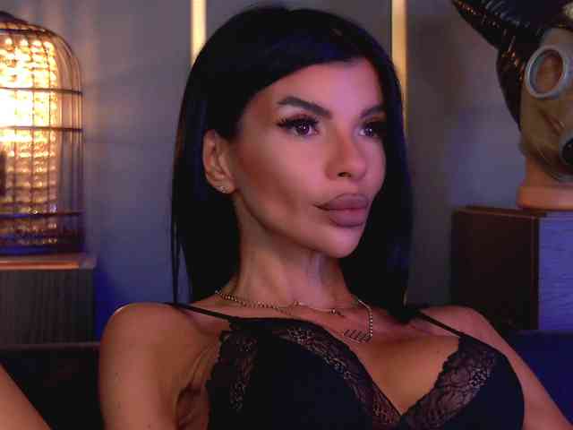 EleniaDevons