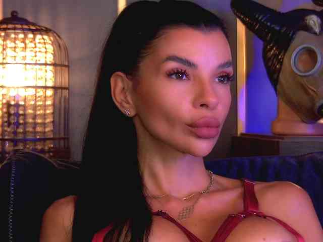 EleniaDevons