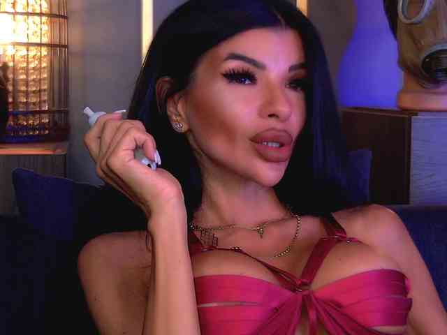 EleniaDevons