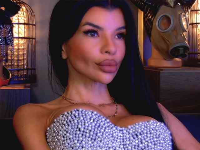 EleniaDevons