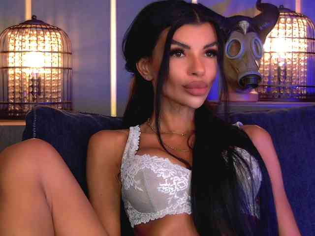 EleniaDevons