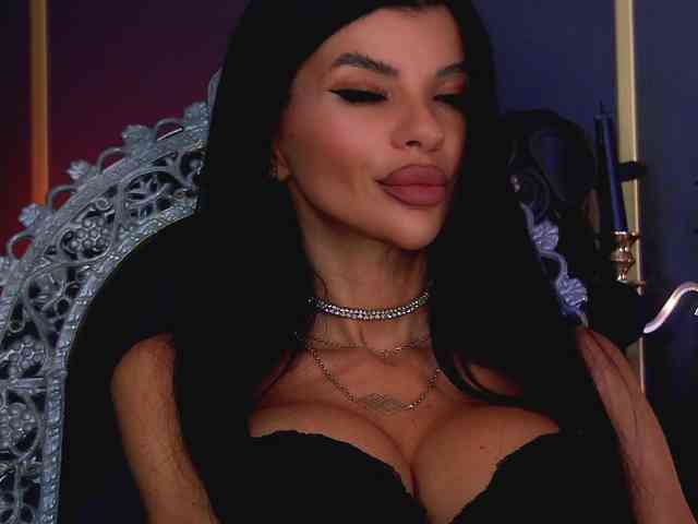 EleniaDevons