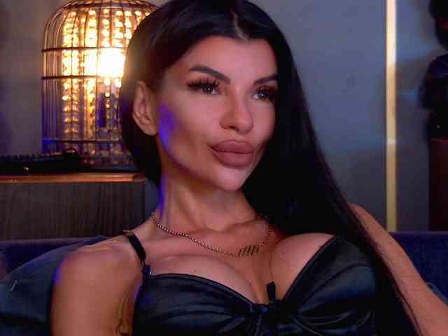 EleniaDevons