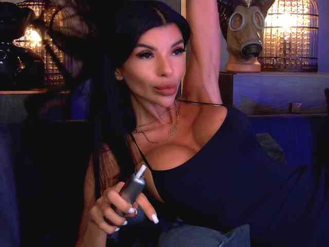 EleniaDevons webcam