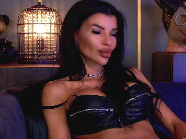 EleniaDevons