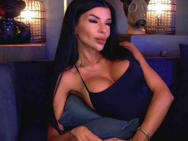 EleniaDevons