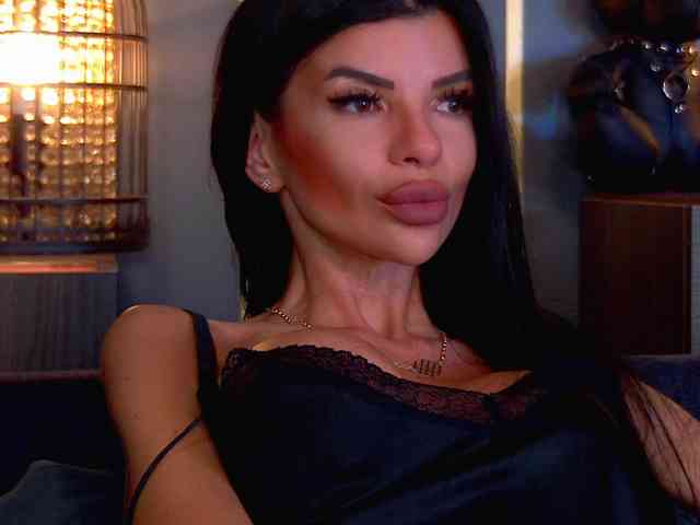 EleniaDevons