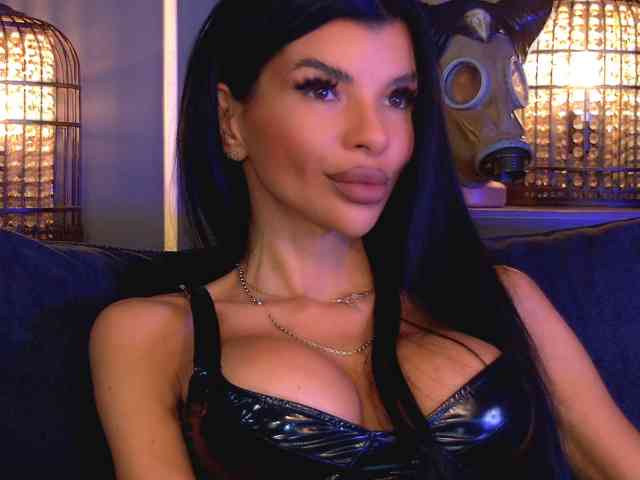 EleniaDevons