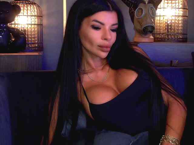 EleniaDevons