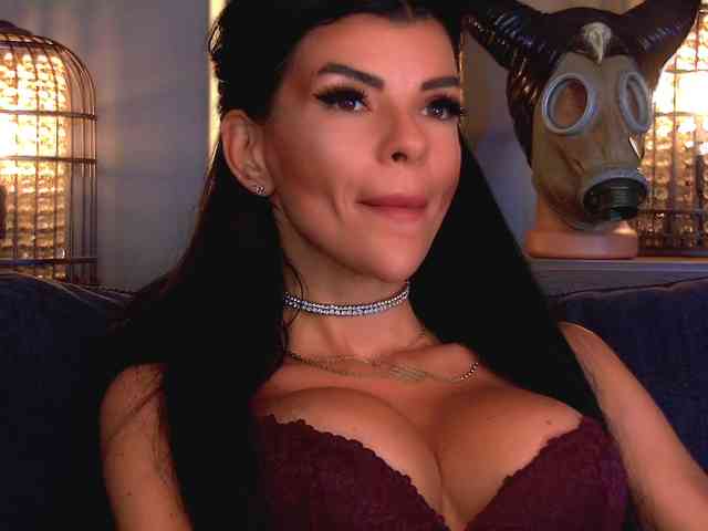 EleniaDevons