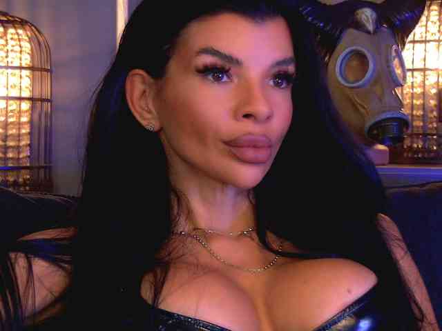EleniaDevons