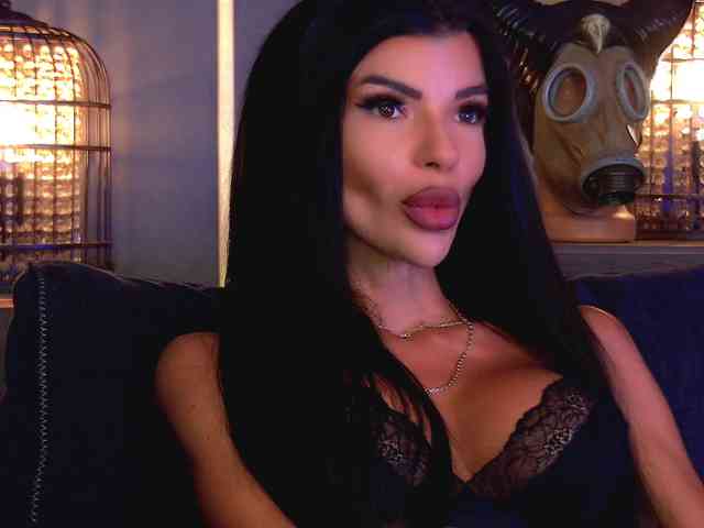 EleniaDevons
