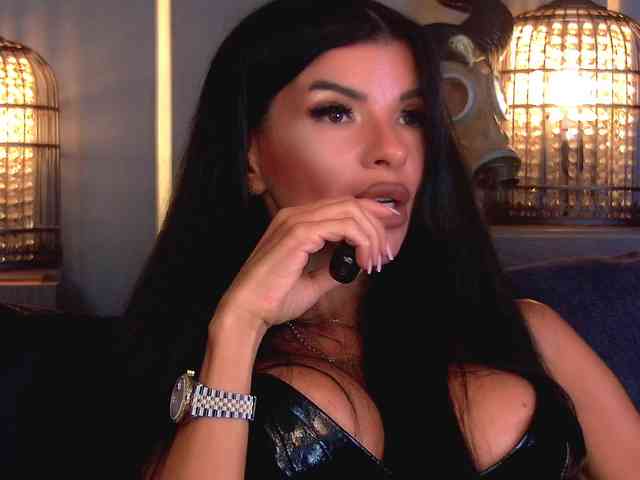 EleniaDevons