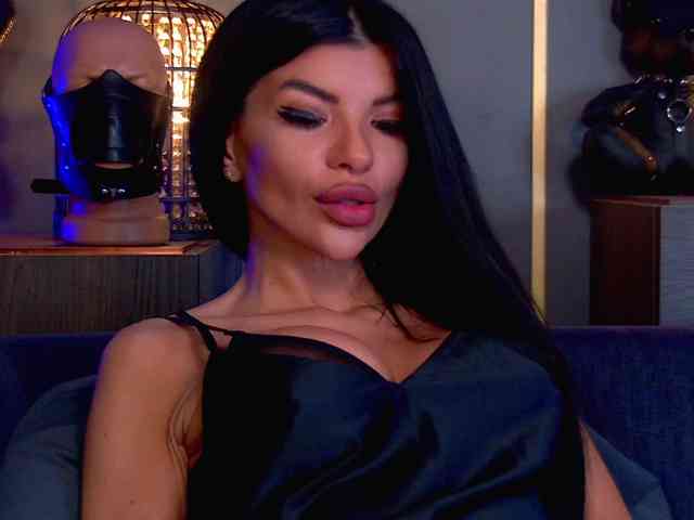 EleniaDevons