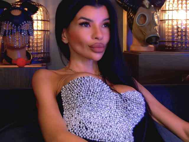 EleniaDevons
