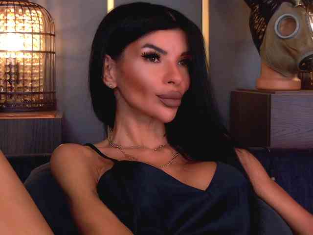 EleniaDevons