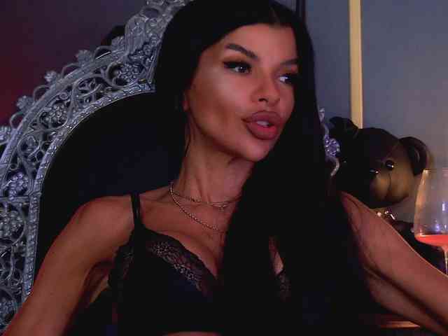 EleniaDevons webcam