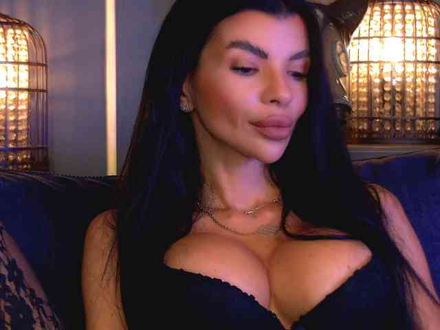 EleniaDevons