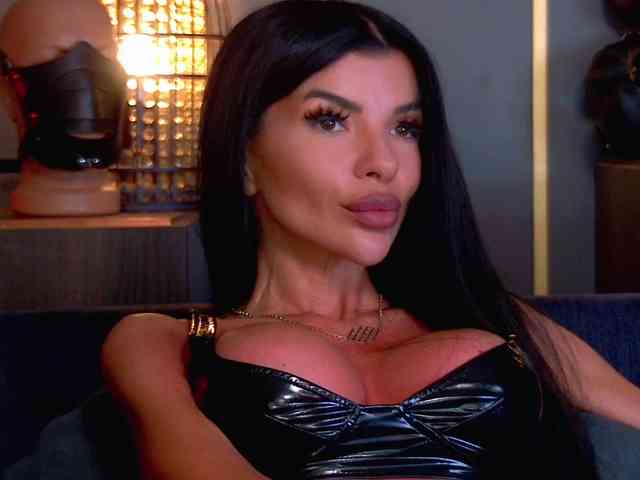 EleniaDevons