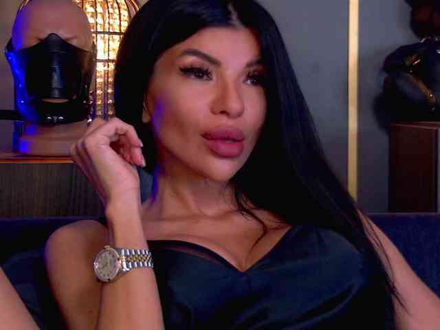 EleniaDevons
