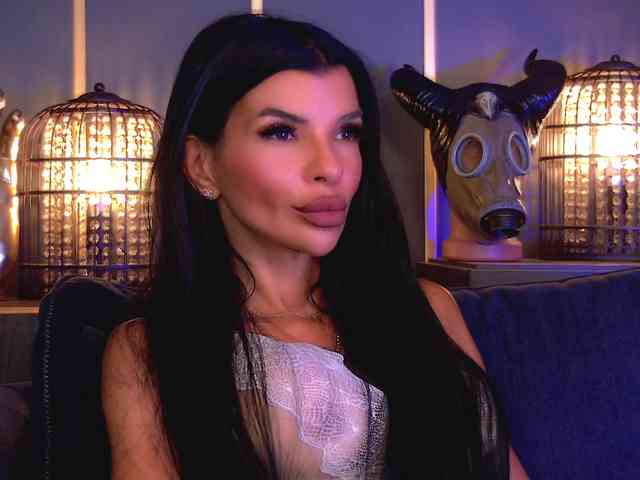 EleniaDevons