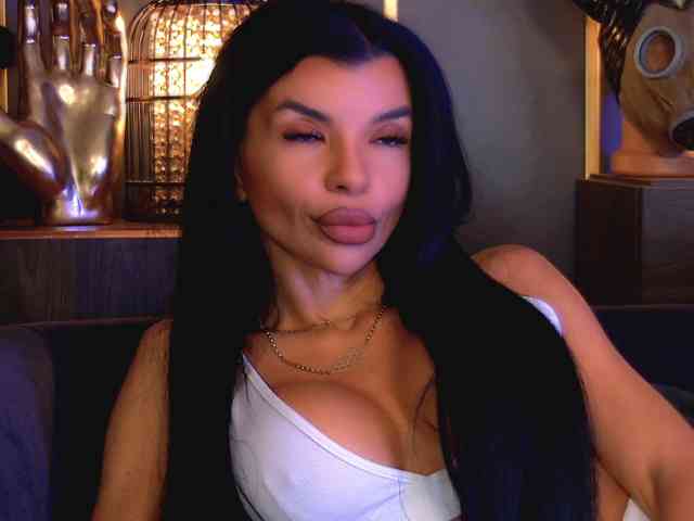 EleniaDevons