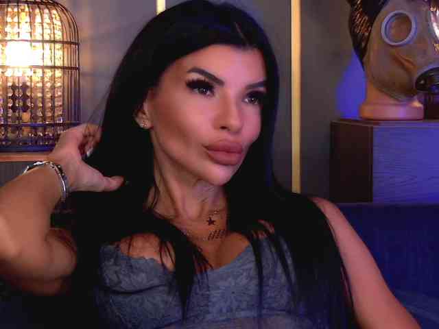 EleniaDevons