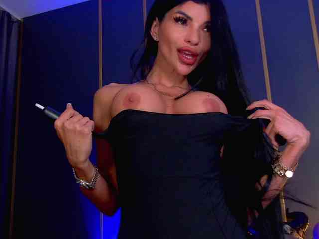 EleniaDevons