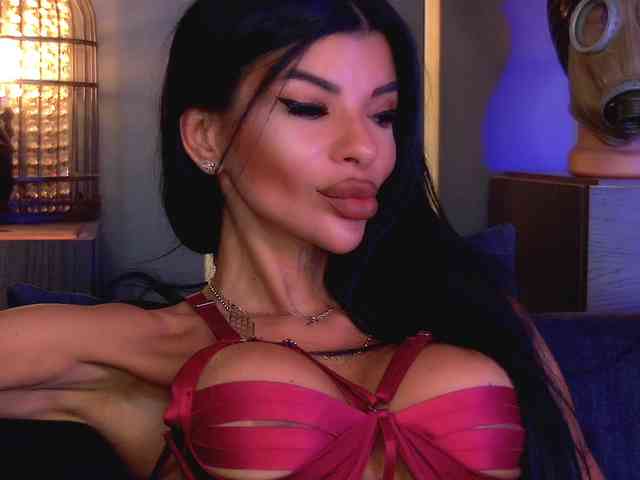 EleniaDevons