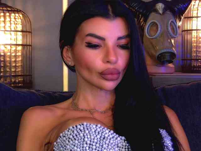 EleniaDevons