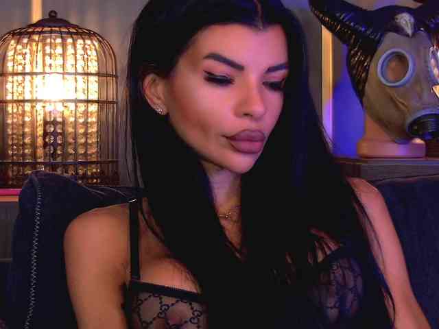 EleniaDevons