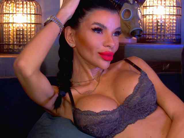 EleniaDevons