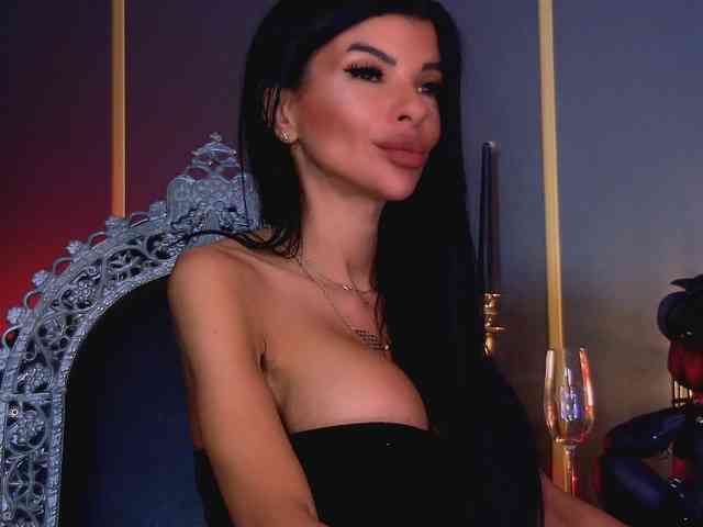 EleniaDevons