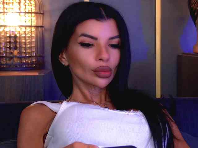 EleniaDevons