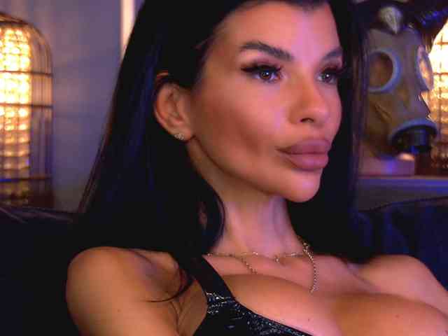 EleniaDevons