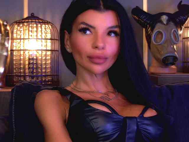 EleniaDevons