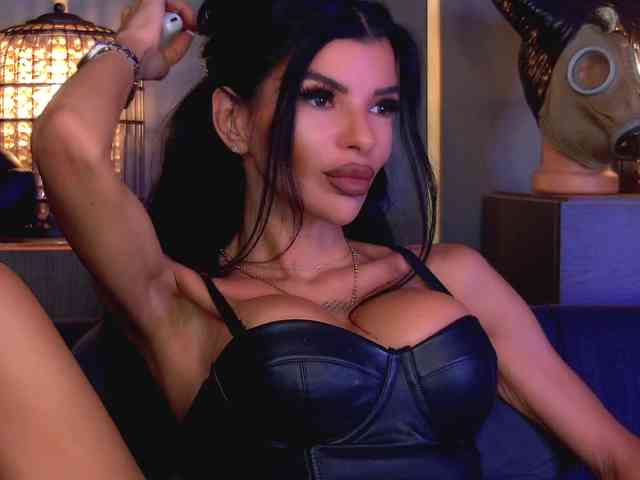 EleniaDevons