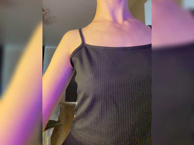 XyLiGANOCHKAA live cam on BongaCams