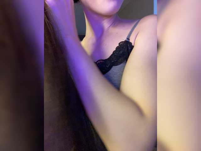 Lili_Pink live webcam show